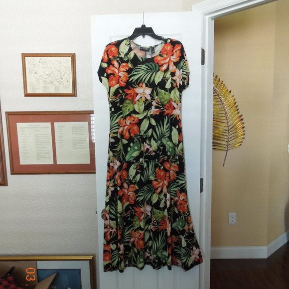 Attitudes by Renee floral Dress - Picture 1 of 3
